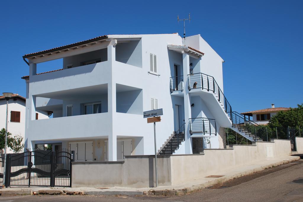 La Casa Dei Sogni Villa Portoscuso Luaran gambar